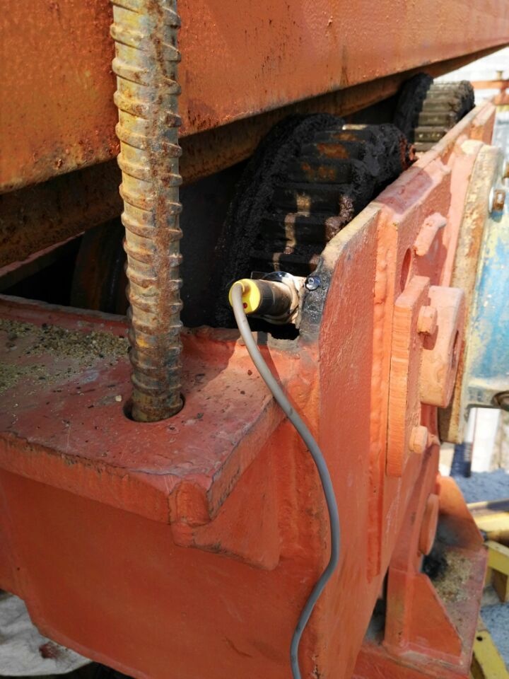 湖南湘西架橋機監(jiān)控系統現場安裝圖二